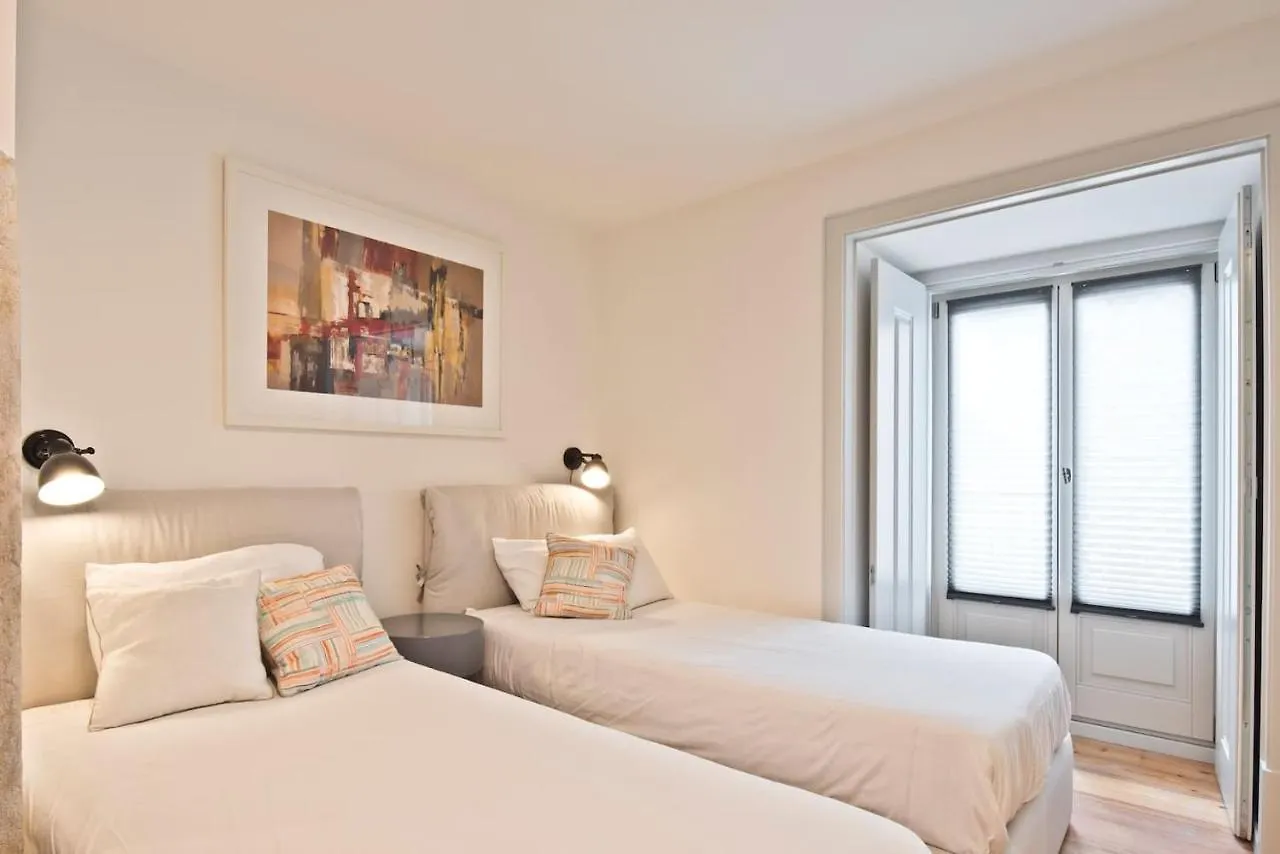 Penthouse With River View - Baixa Alfama Lisbon Apartment