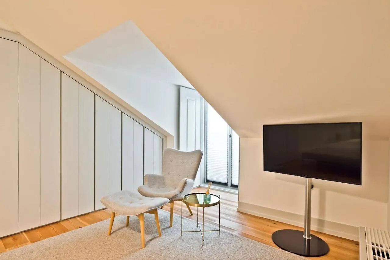 Penthouse With River View - Baixa Alfama Lisbon